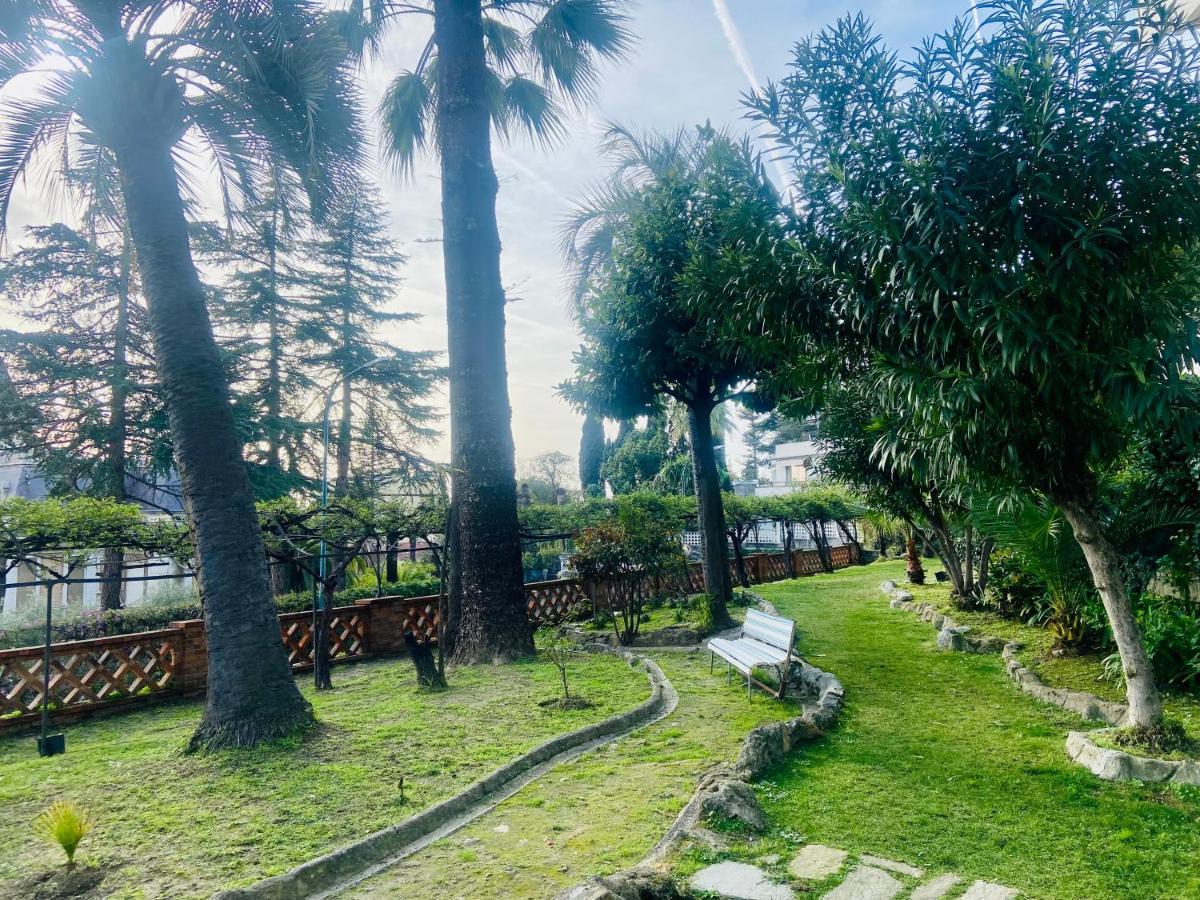 Appartamento Nel Parco ซานเรโม ภายนอก รูปภาพ